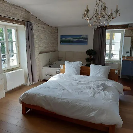 Maison Pour 6 Personnes Avec Piscine Et Proche De La